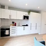 In - Heart With Rooftop * Funchal