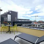 In - Heart With Rooftop Funchal