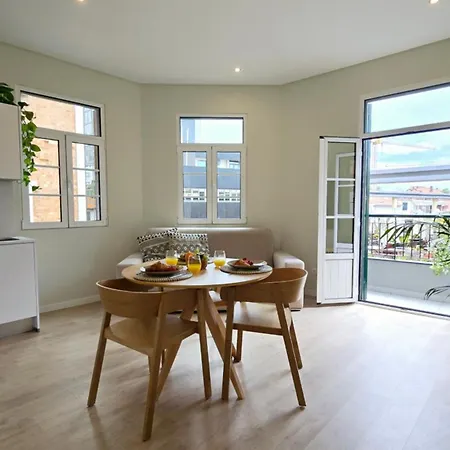 In - Heart With Rooftop * Funchal (Madeira)