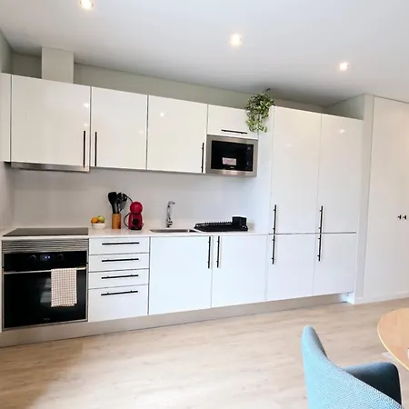 In - Heart With Rooftop * Funchal (Madeira)