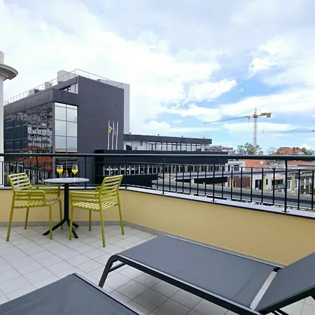 In - Heart With Rooftop Funchal (Madeira)