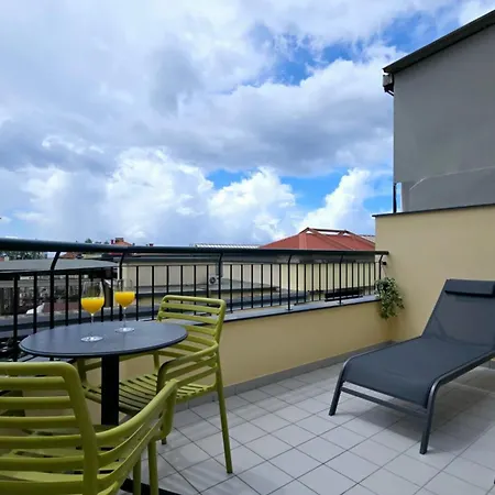 In - Heart With Rooftop Funchal (Madeira)