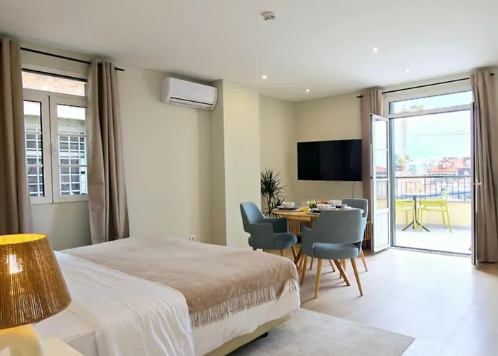 In - Heart With Rooftop * Funchal (Madeira)